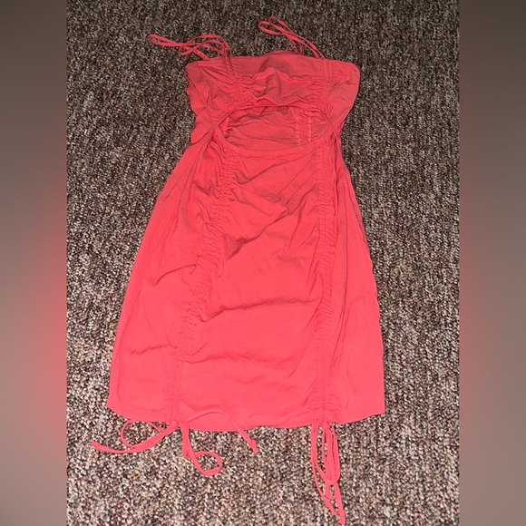 Wild fable front cut out dress size Small - Picture 4 of 4